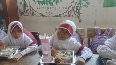 Kemendikdasmen Siapkan Rp14 Triliun untuk Guru Non-ASN 2026, Dorong Kesejahteraan dan Profesionalisme