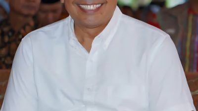 Dr. H. Ahsanul Khalik/Staf Ahli Gubernur Bidang Sosial Kemasyarakatan