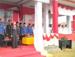 SUARNI SE, Camat Malangke Barat Menghadiri Penaikan Bendera Merah Putih HUT RI Ke – 80