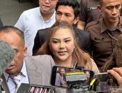 Bikin Gempar, Makeup Bekas Jadi Gaya Lisa Mariana Saat Hadir di KPK