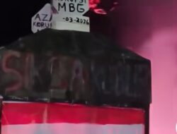Viral! Pawai Takbiran di Lombok Angkat Tema ,Azab Korupsi MBG’