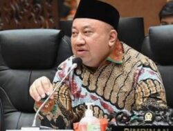 Gaji Guru dan Dosen Bakal Naik 2027? Ini Dorongan Terbaru dari DPR